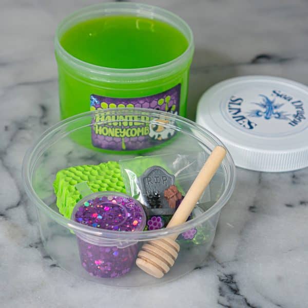 Haunted Honeycomb Slime DIY Clay Kit - Image 3